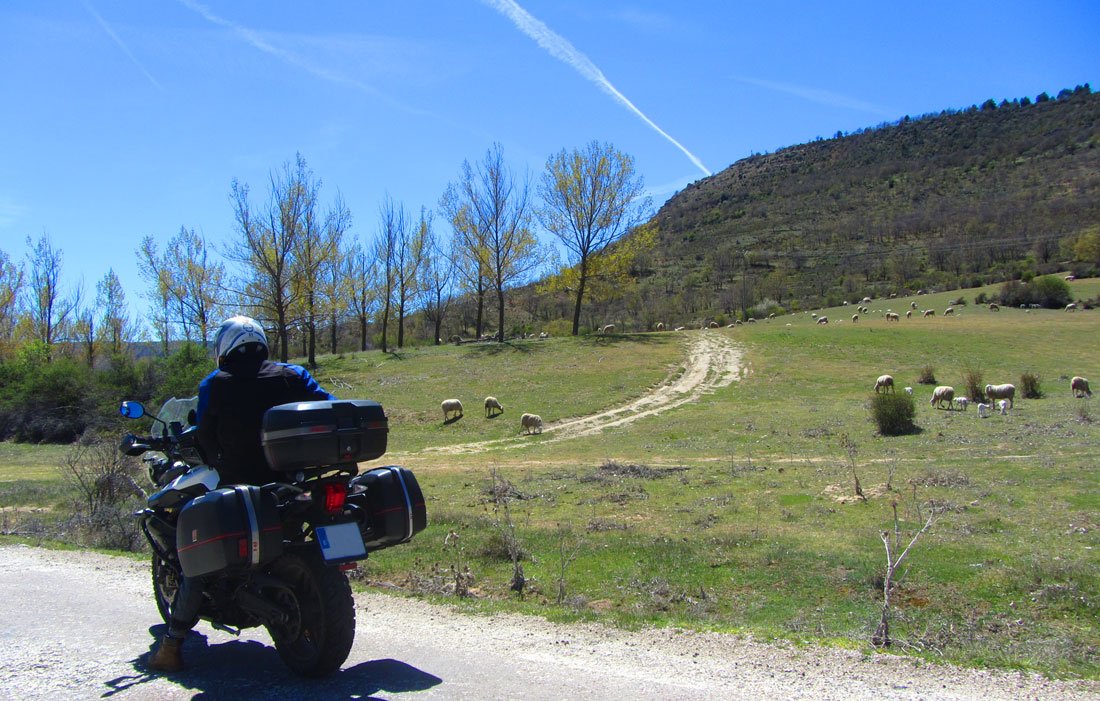 En moto en algún lugar de Teruel
