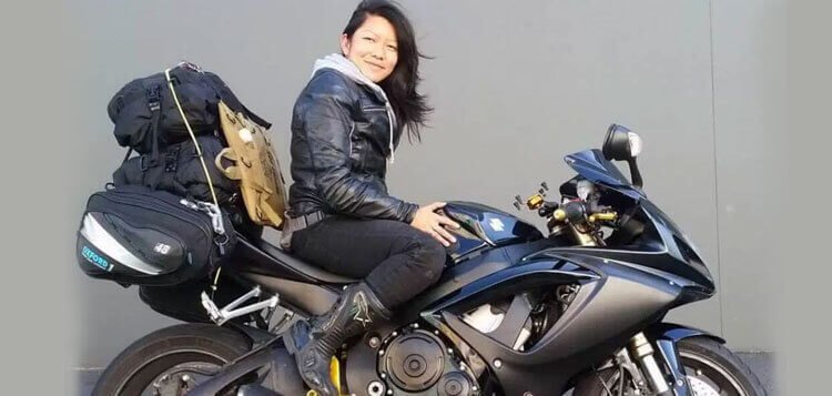 Sheba, de Flying Solo Gear, en su GSX R