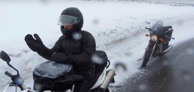 Frío y nieve en moto